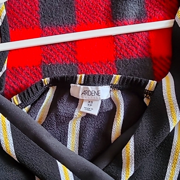 Light flowy Striped  one piece pantsuit - Picture 4 of 5